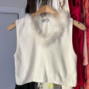 IN CHARGE vintage‎ y2k white knit boxy cropped feather trim collar tank top
